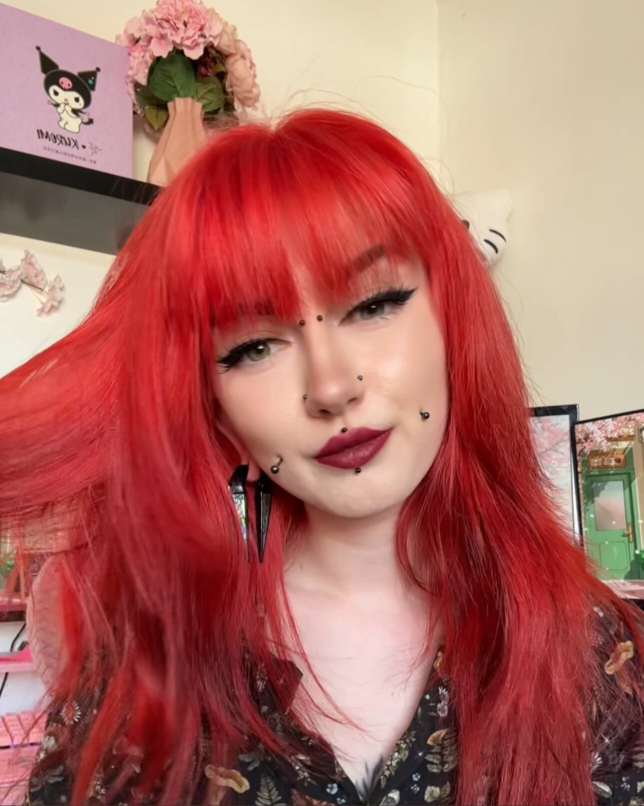 Sarah 🖤 UR GOTH GF - OnlyFans Creator - British OnlyFans